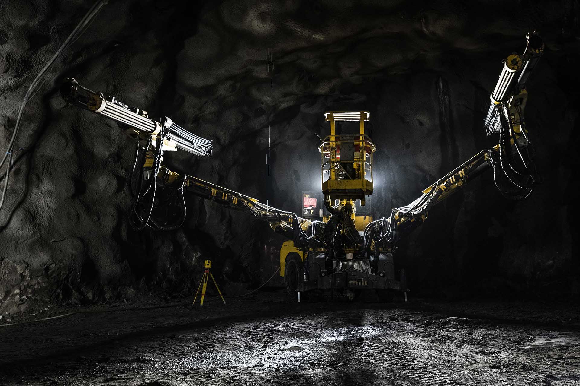 Construction machinery